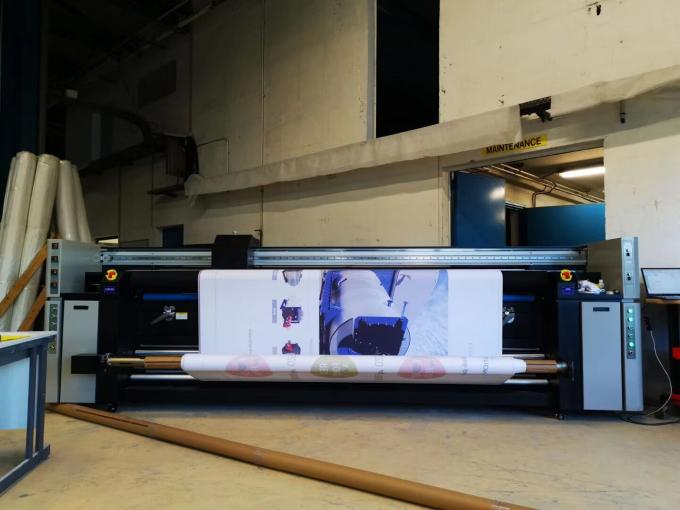 직물을 위한 자동적인 승화 인쇄기 잉크젯 프린터 2 미터 깃발 2