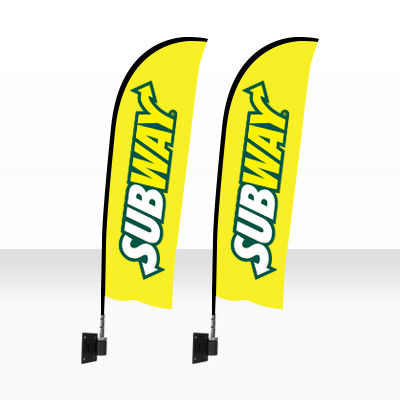 백색 100%는 깃발/기치 깃발 만들기를 위한 폴리에스테 디지털 방식으로 인쇄 직물을 입혔습니다